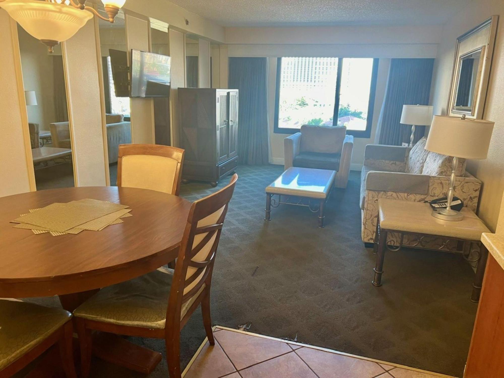 Jockey Resort Suites Center Strip Las Vegas Exterior photo