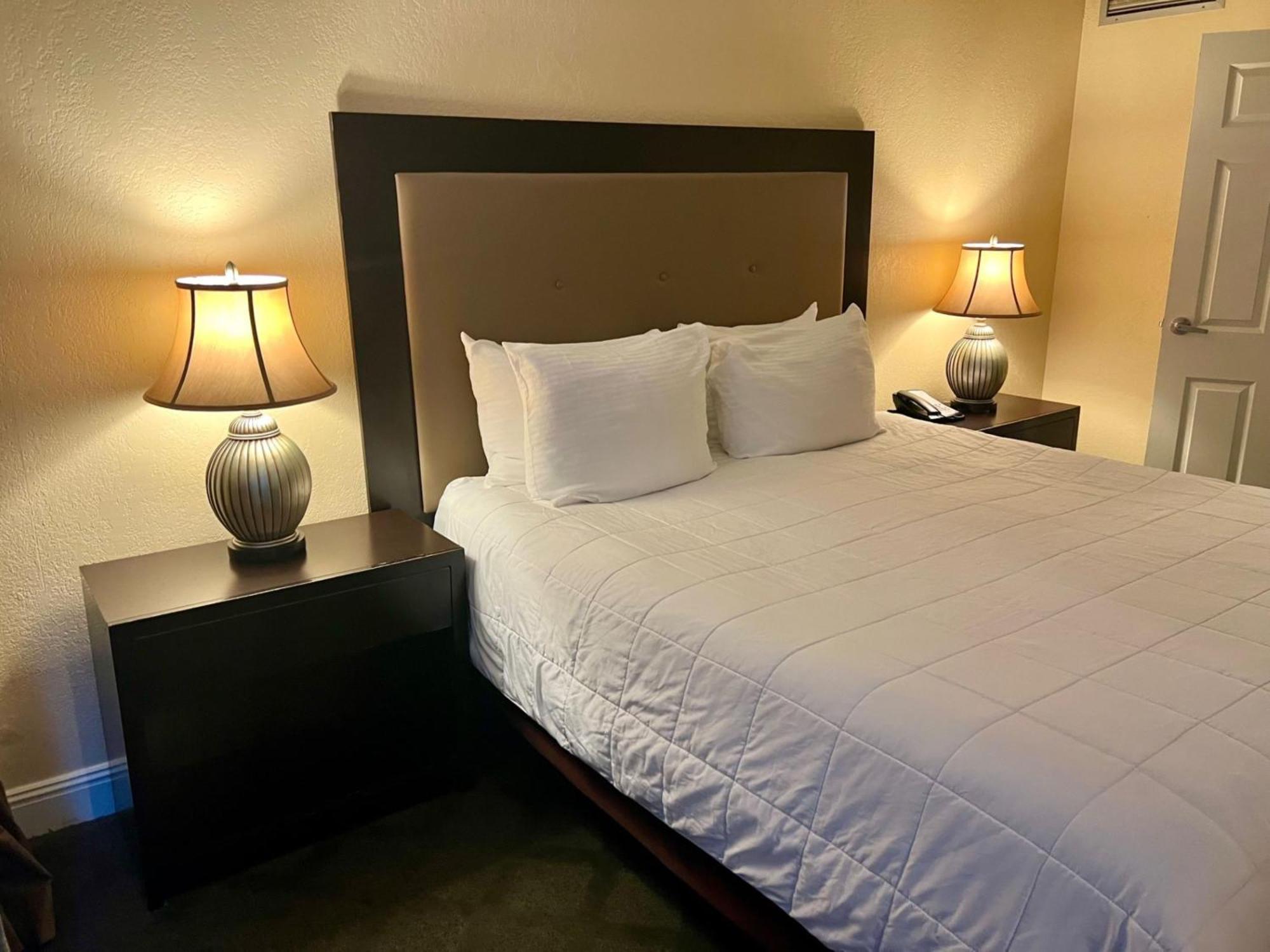 Jockey Resort Suites Center Strip Las Vegas Exterior photo